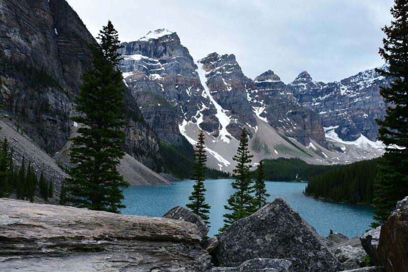 Banff National Park: The Ultimate Visitor Guide to Canada’s Majestic Wilderness