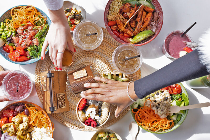 Why You Should Start Bringing Your Own Containers to Restaurants: A Step Toward Sustainable Dining