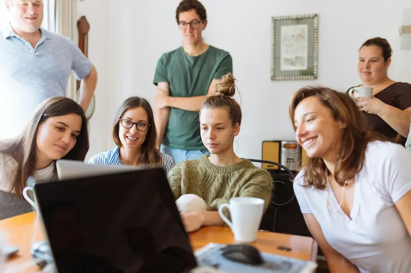 Thriving as a Team: Proven Tips for Managing Two Working Parents