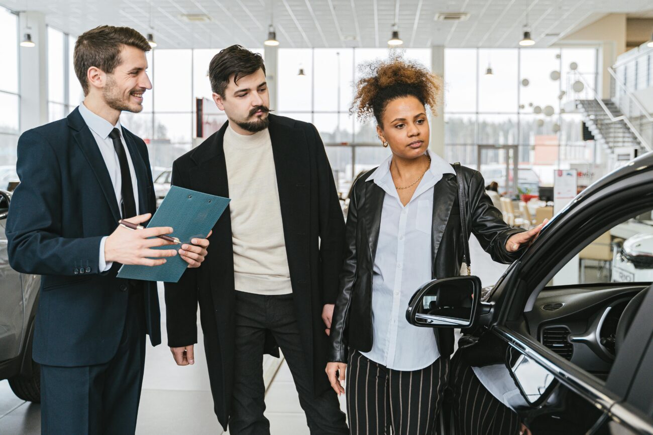 Is It Better to Lease or Buy a Car in 2025? The Real Cost Breakdown