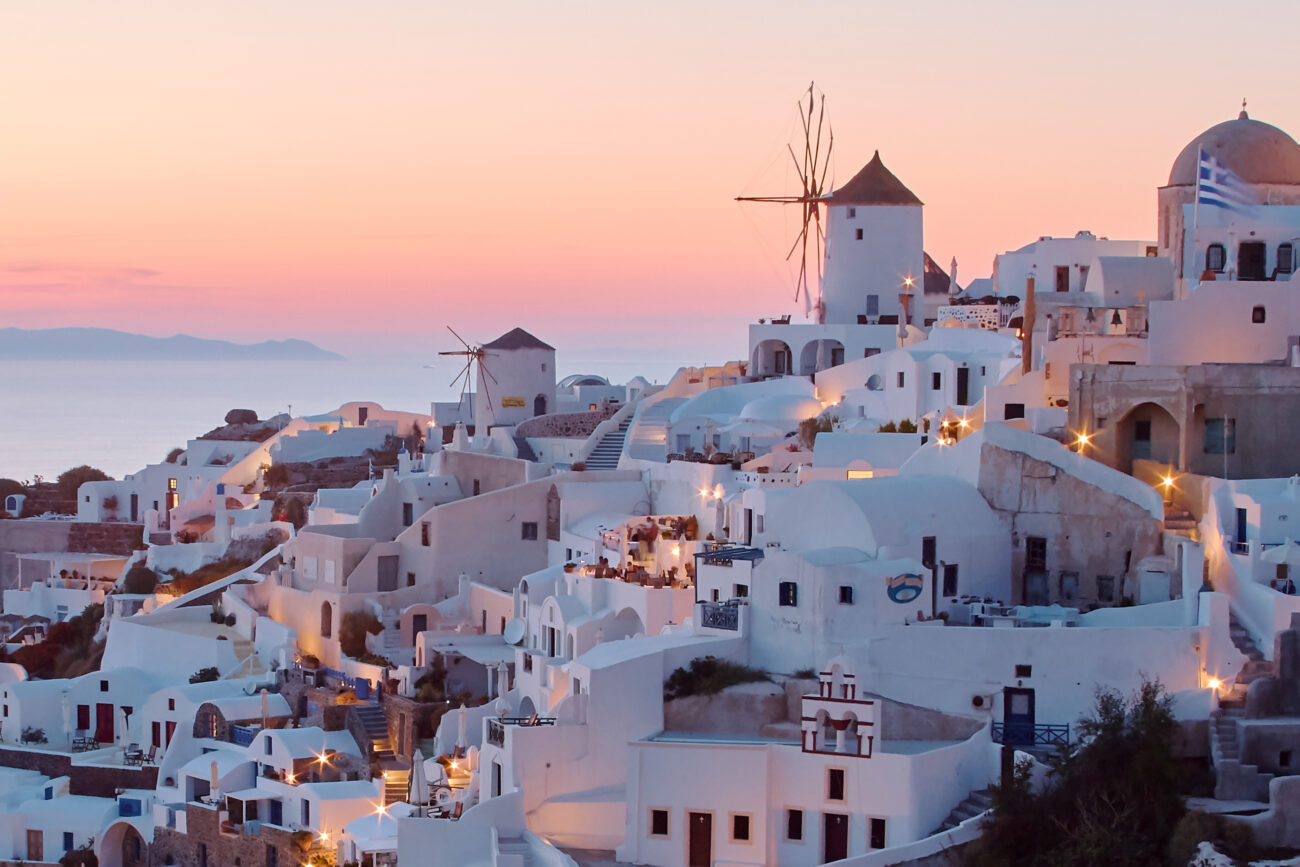 Photogenic Travels: Discover the Most Instagrammable Spots by Country and City